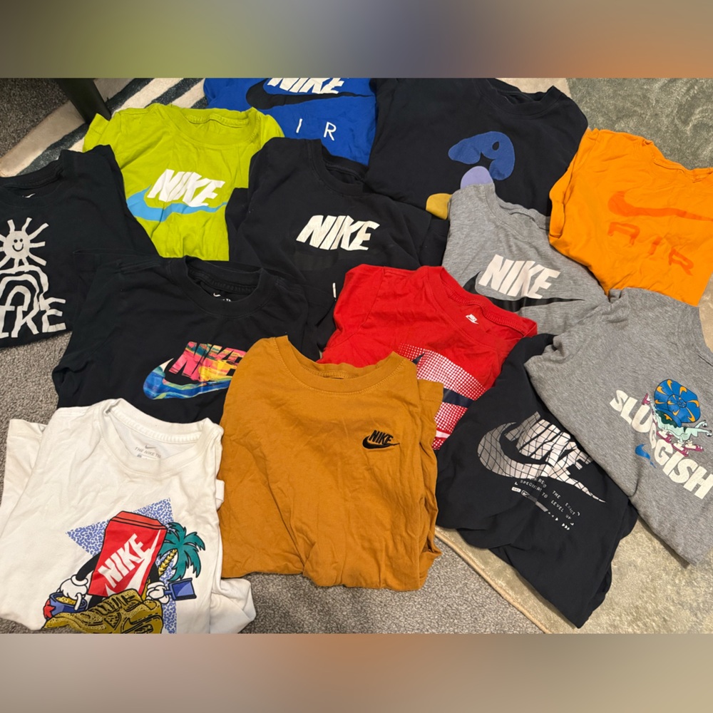 Lot of Nike Kids Short Sleeve Tees - Multicolor Pack